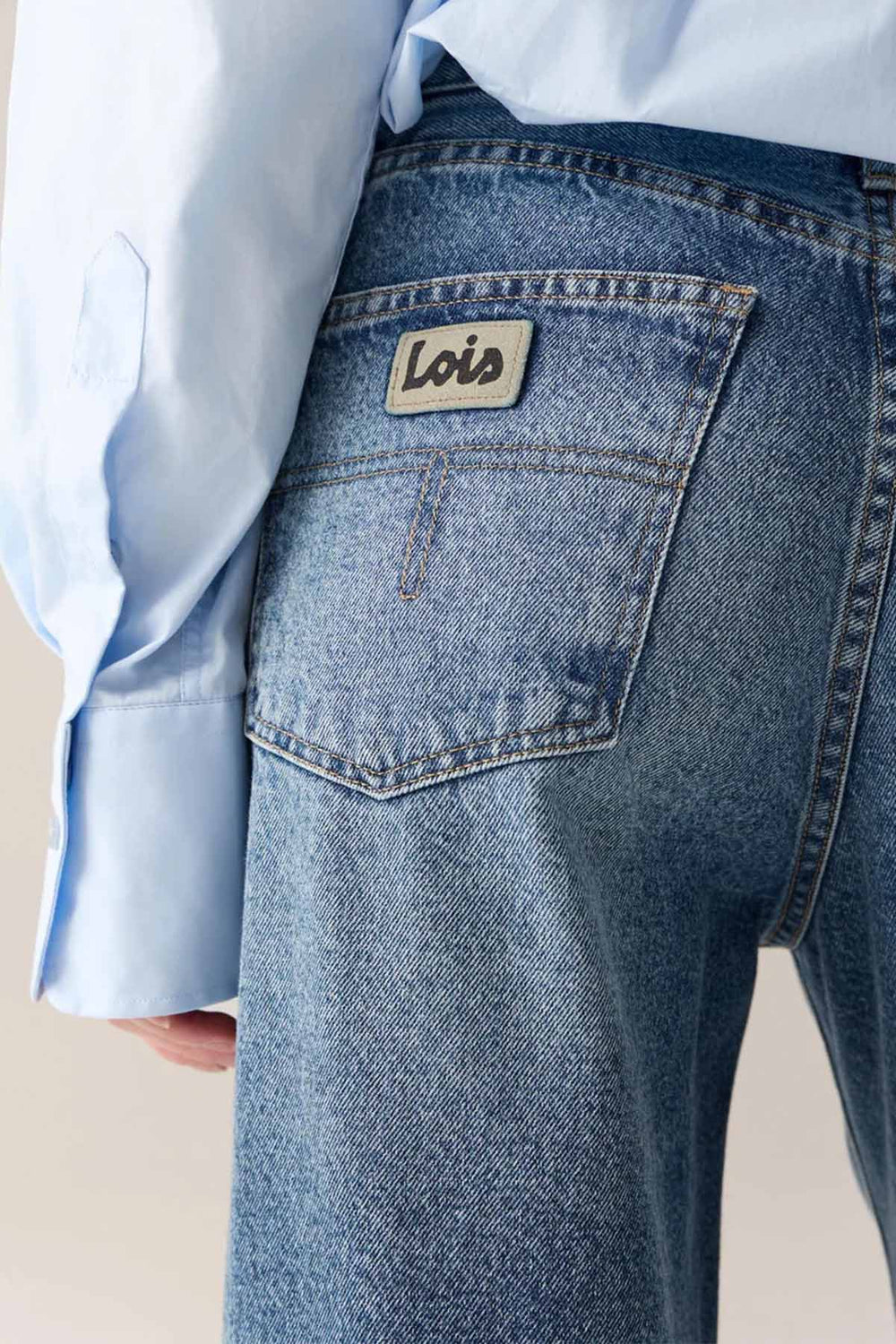 Lois