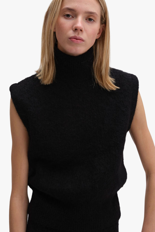 Crew Neck Vest