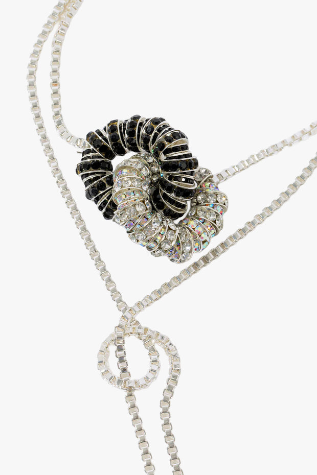 Knot Box Chain Tie