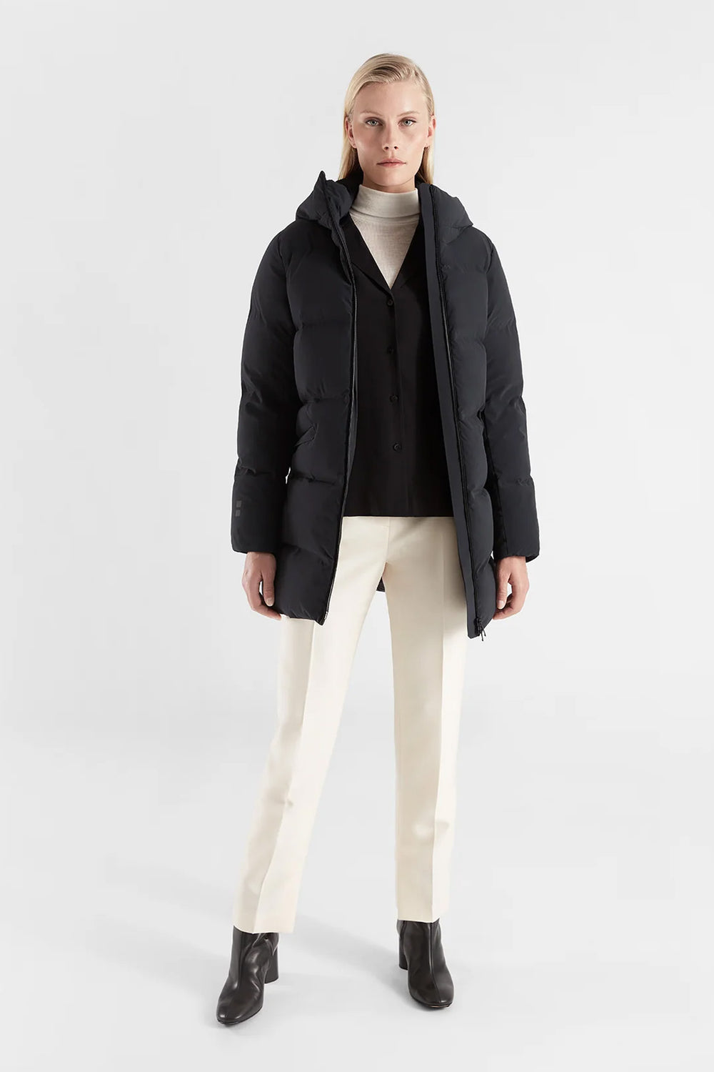 W Thundra Down Parka