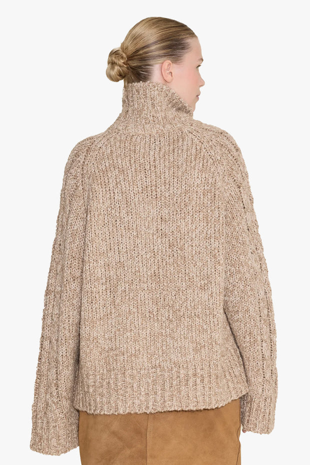 Echo Turtleneck