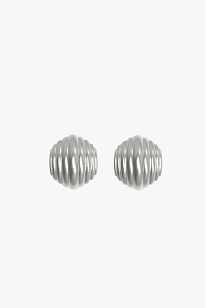 Madeleine Studs Small