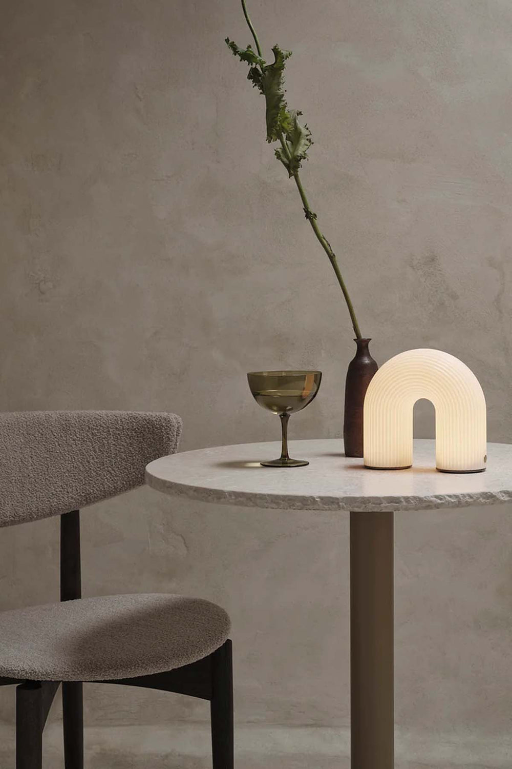 Vuelta Portable Lamp