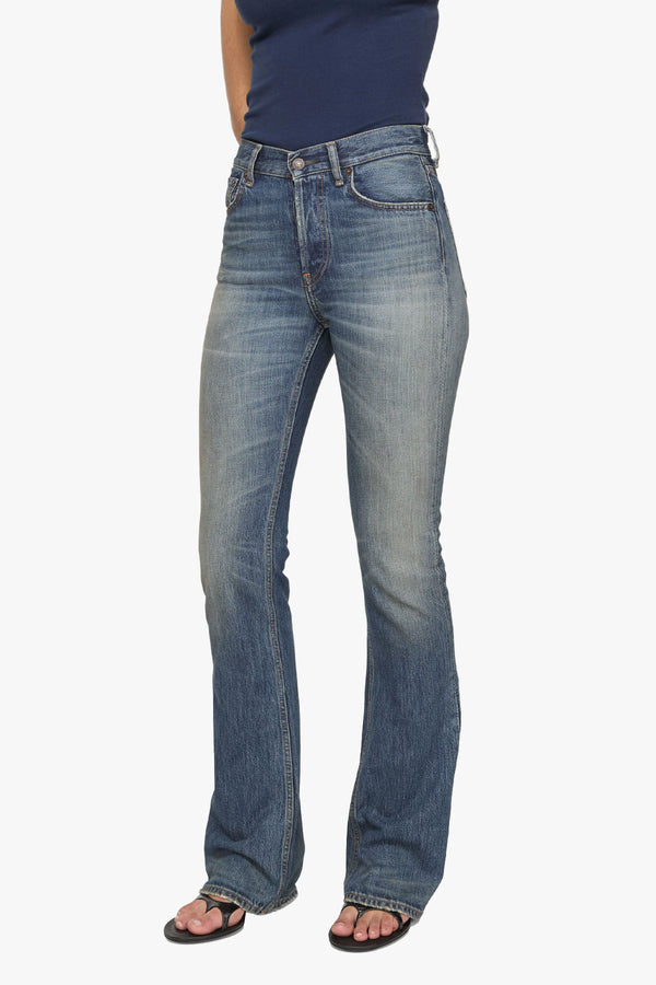 Straight Jeans