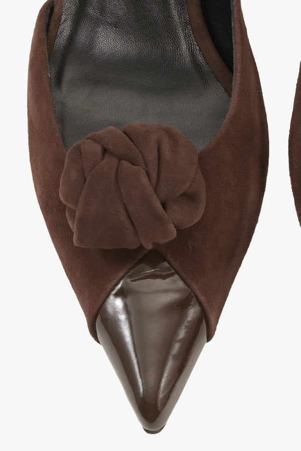 Suede Knot Pump