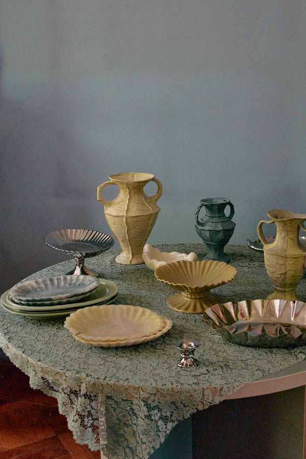 New Classics Resin Tray