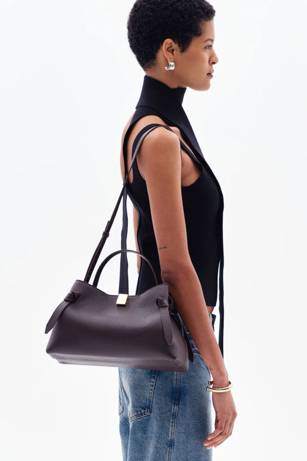 Gyoza Pebble Grain Leather