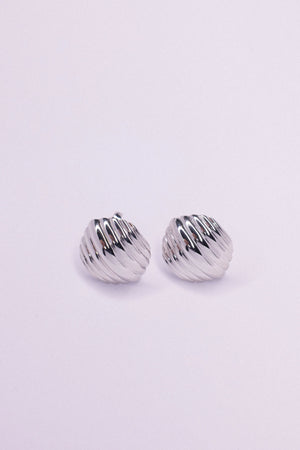 Madeleine Studs Small