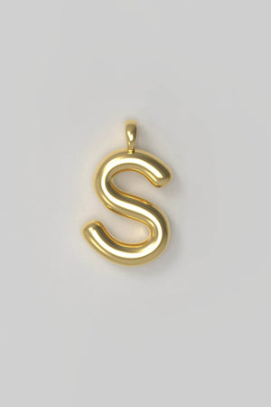 Letter charm Large S - gold plated