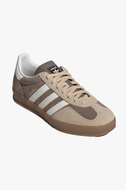 Gazelle Indoor