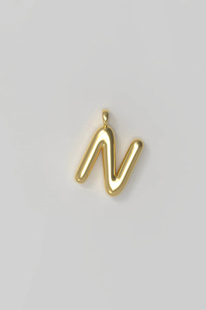 Letter charm Small N - Gold plated