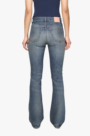 Straight Jeans