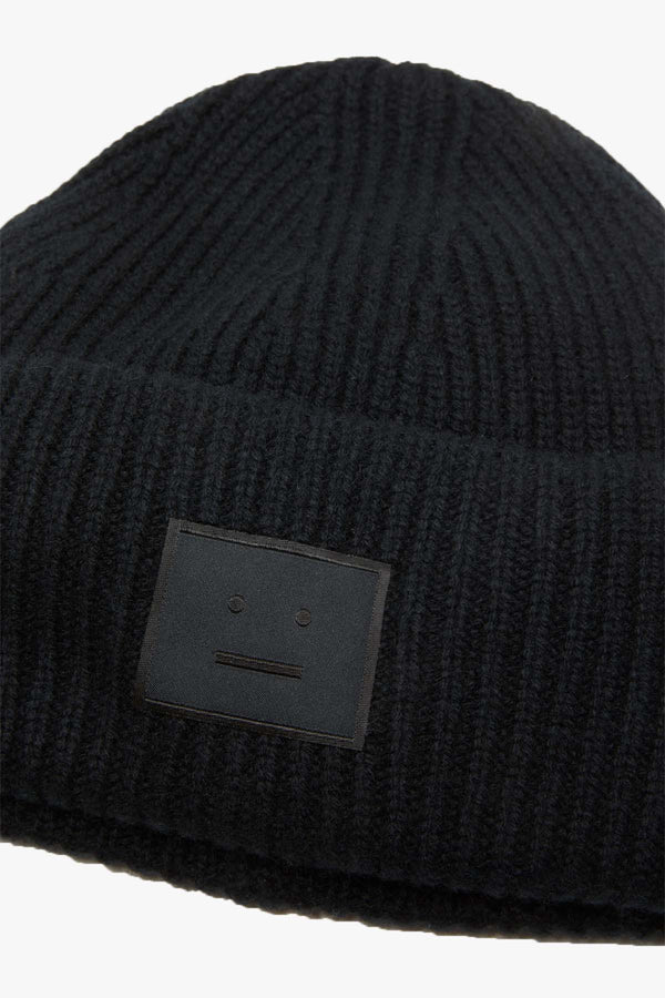 LARGE FACE LOGO BEANIE - YAK
