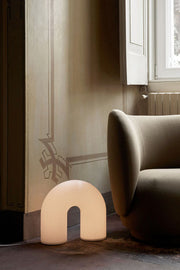 Vuelta Floor Lamp