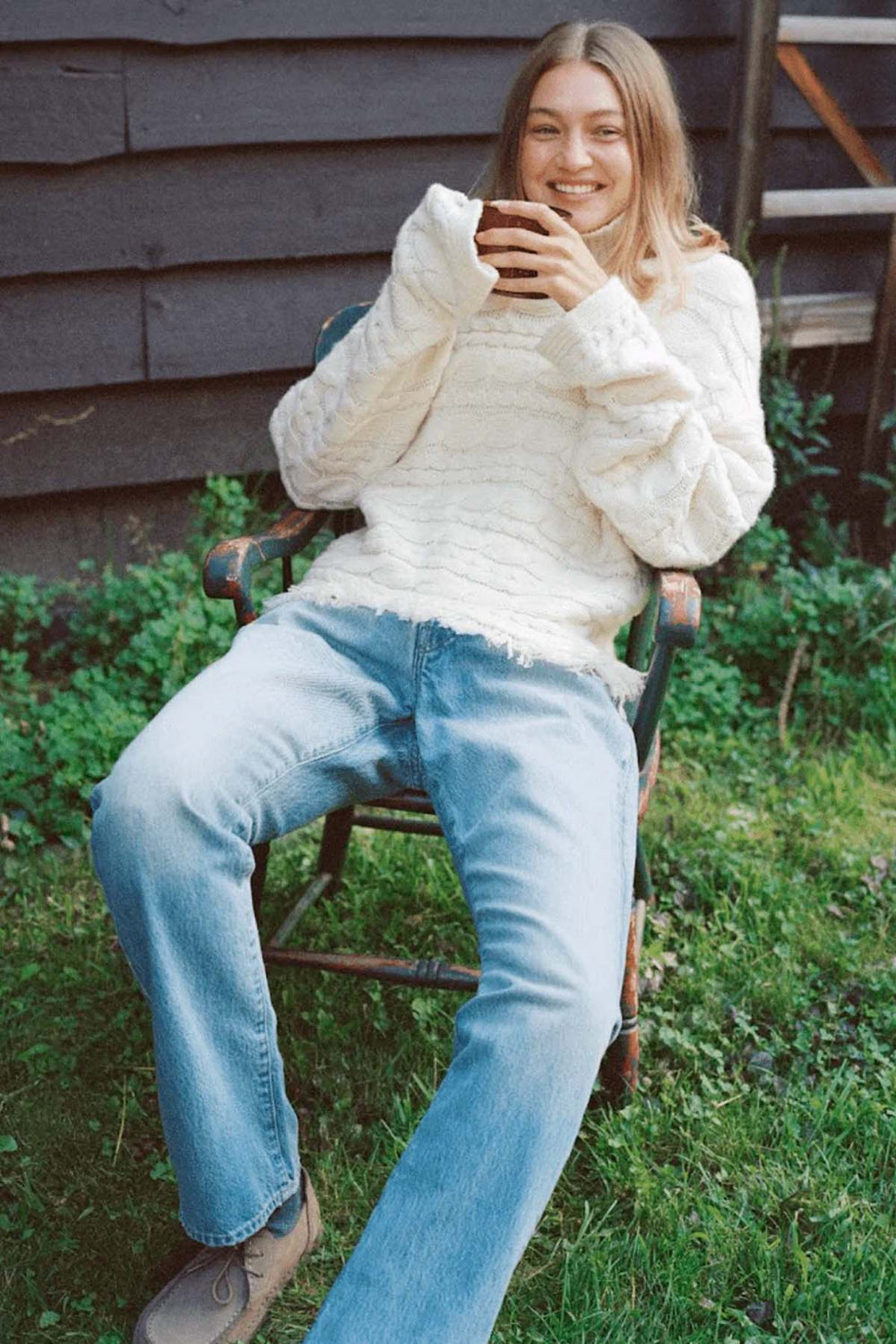 Cropped Cable Turtleneck