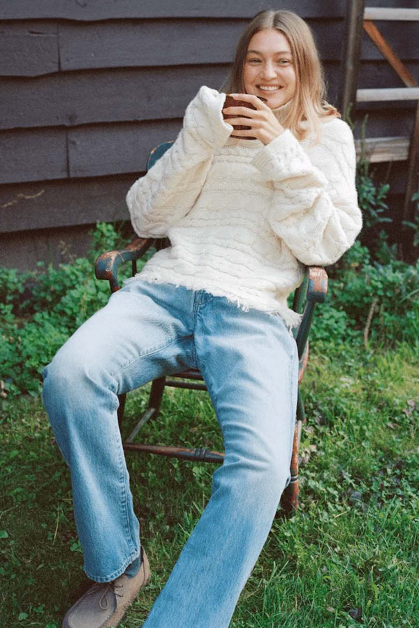 Cropped Cable Turtleneck