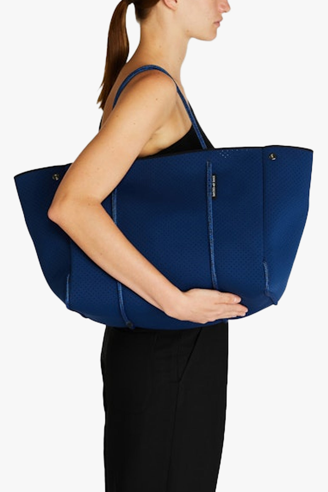 バッグ Scoop and Escape Large Tote / navy Escape tote Navy