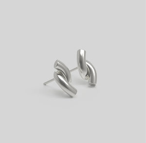 Rose studs