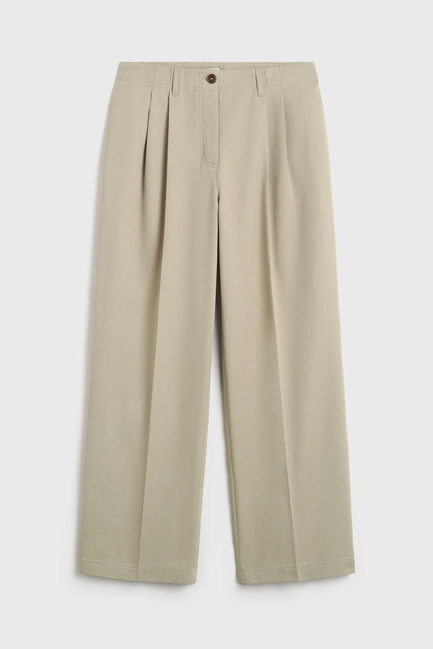 Relaxed Chino Trouser