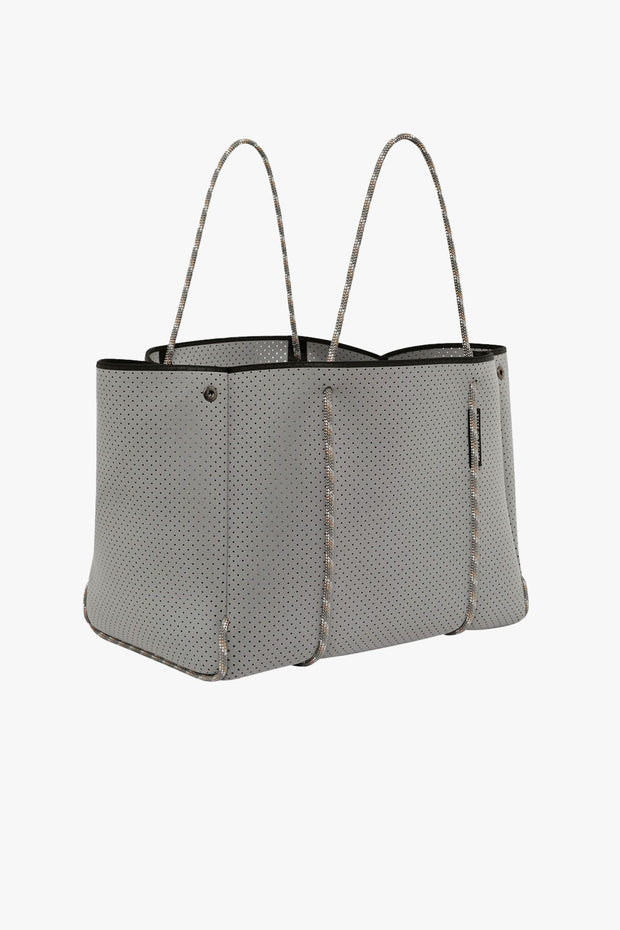 Escape tote