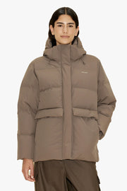 Besseggen Down Jacket