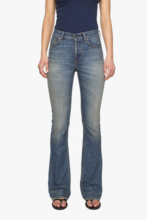Straight Jeans