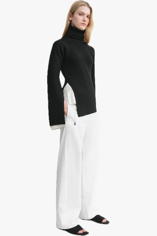 Slit Sleeve Knit