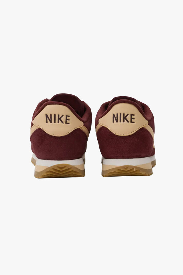 W Cortez