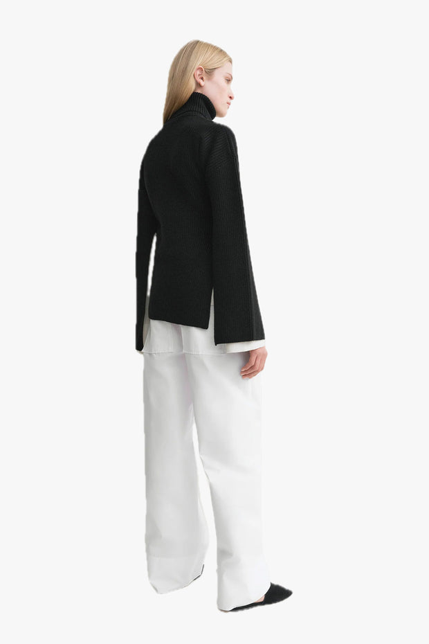 Slit Sleeve Knit