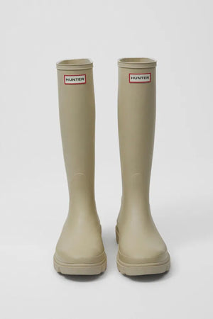 Unisex Downpour Tall Boot in Gravel