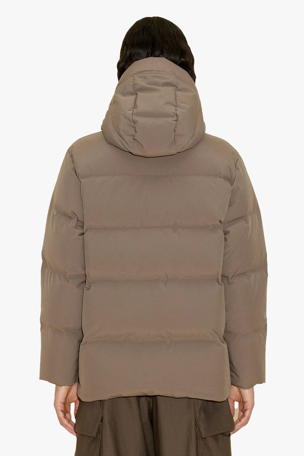 Besseggen Down Jacket