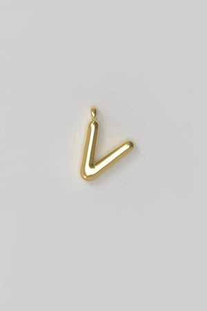 Letter charm Small V - Gold plated