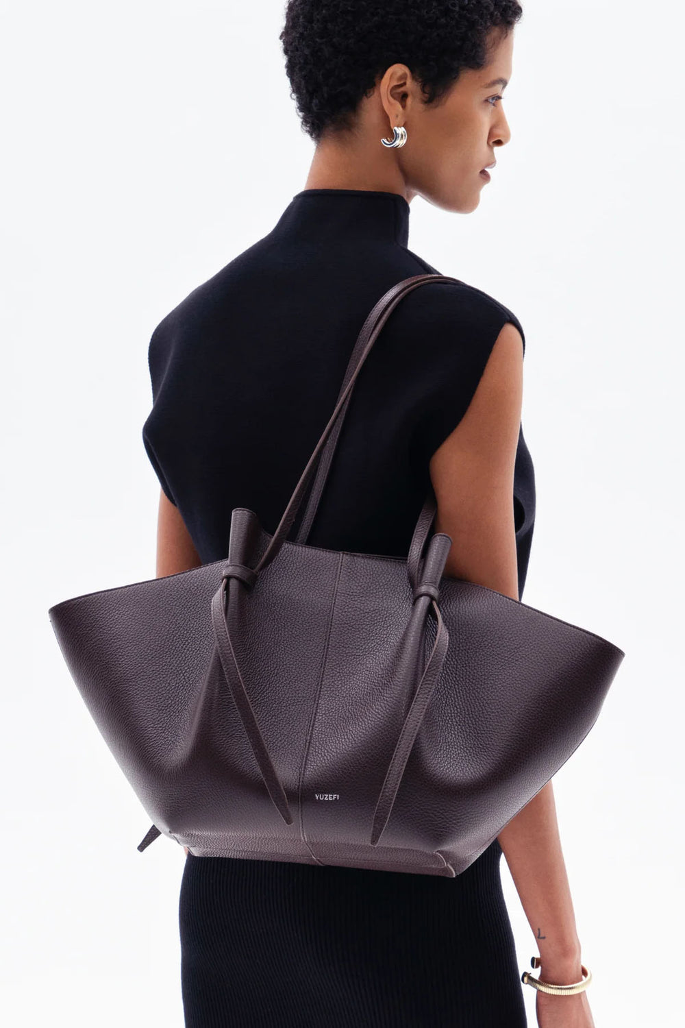 Large Mochi Pebble Grain Leather