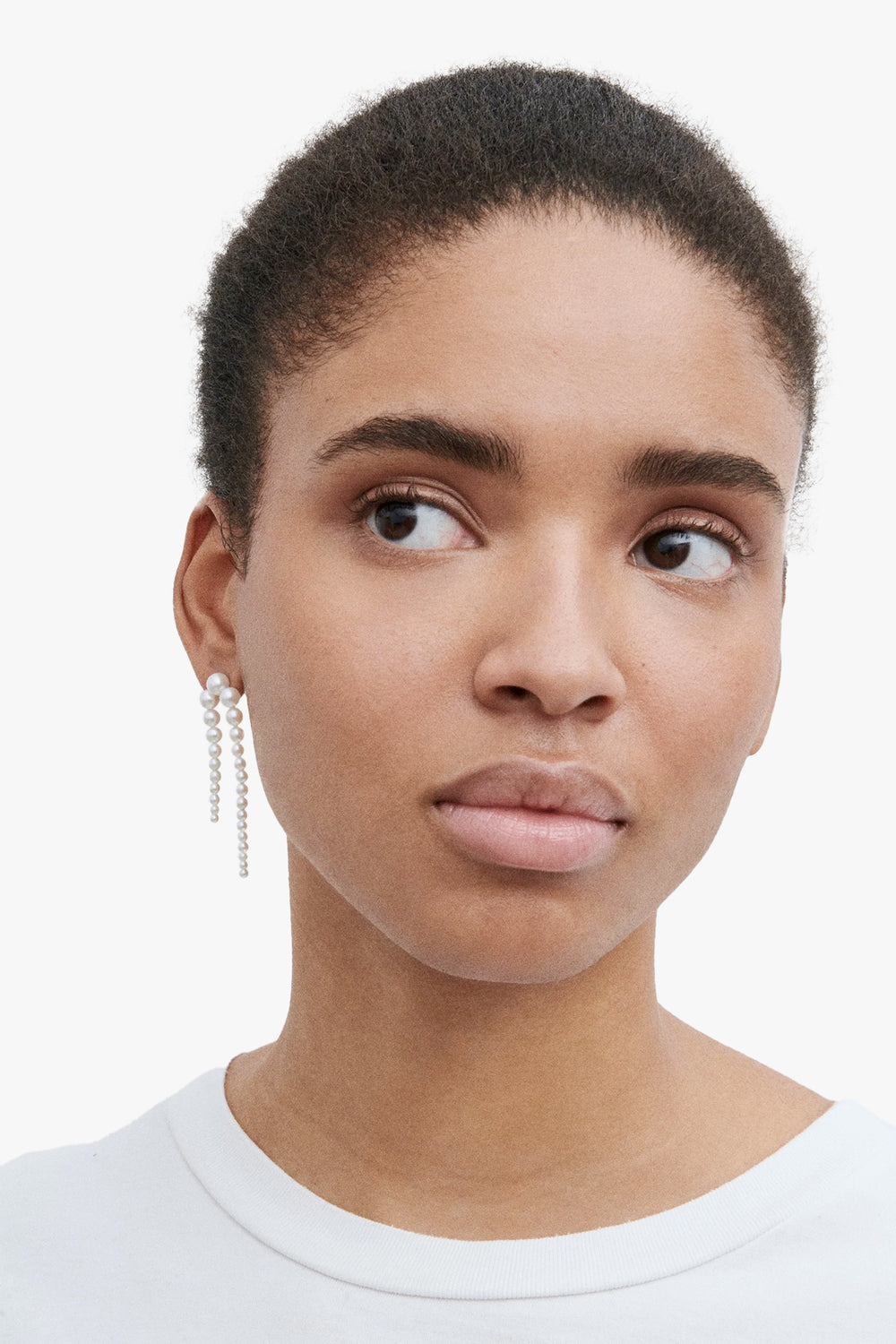 Pearl Night (Left Earring)