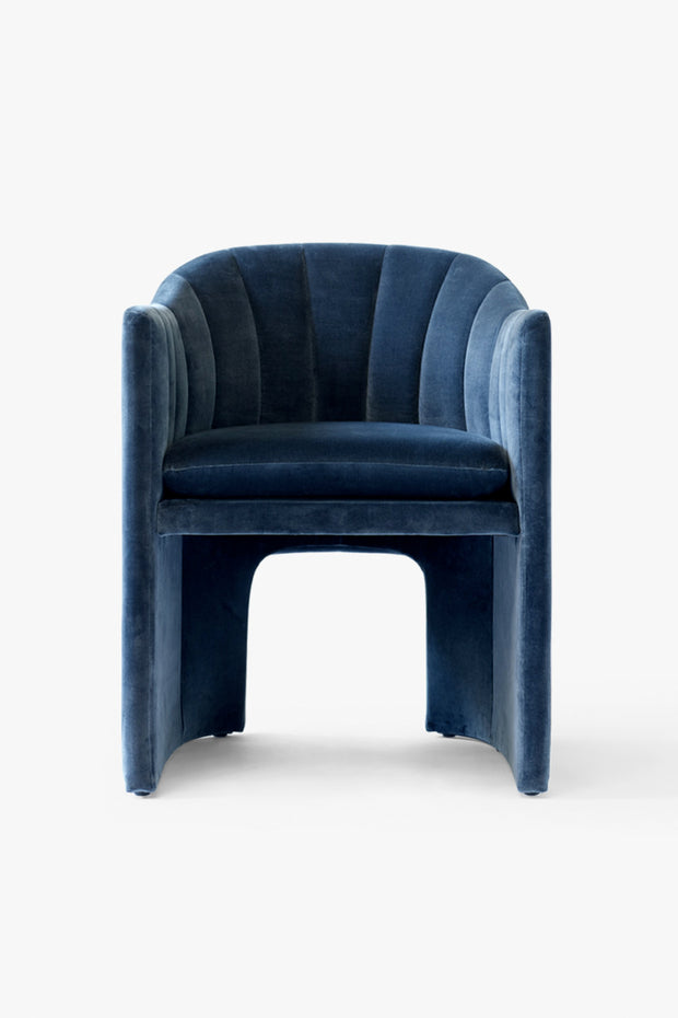 SC24 Loafer Dining Chair